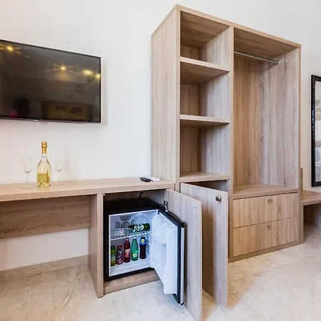 Giardin Exclusive And Bed & Breakfast 4*