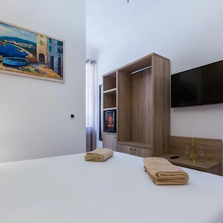 Giardin Exclusive And Bed & Breakfast 4*