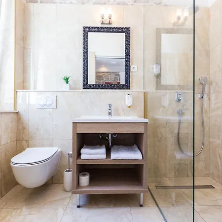 Giardin Exclusive And Bed & Breakfast 4*