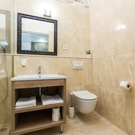 Bed & Breakfast Giardin Exclusive And Zadar