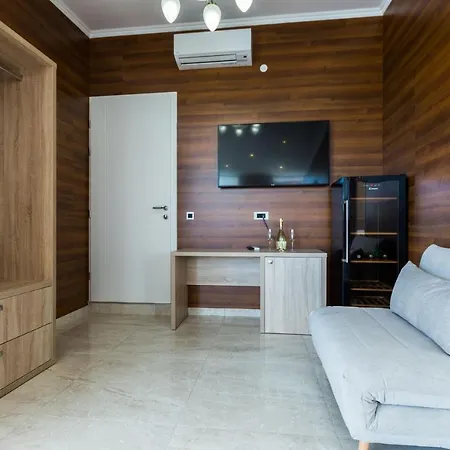 Giardin Exclusive And Bed and breakfast 4*